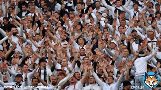 Napoli have banned Frankfurt fans from entering the stadium for their Champions League game next week, they will also be trying to stop them entering Naples.   They are worried about the safety of Frankfurt fans.