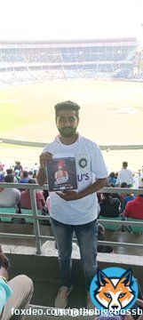 This is huge ! People appealing to vote for #ShivThakare in #INDvsAUS  Match in Nagpur.  Shiv Thakare craze in Maharashtra is unreal for sure.  RT if you want him to win #BB16   #BiggBoss16 #IndvAus #RohitSharma #ViratKohli