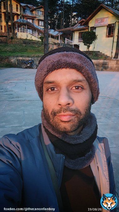 The glistening sun sheds as it sets... That golden glow is what I always chase...   #selfie #travel #photooftheday #photo @madebygoogle #himalayas #MondayMotivaton