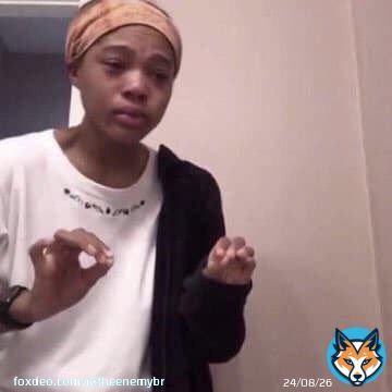 eu explicando que vou parar de comer p&atilde;o, porque a farinha pode conter Ophiocordyceps   meus amigos que n&atilde;o conhecem #TheLastOfUs: