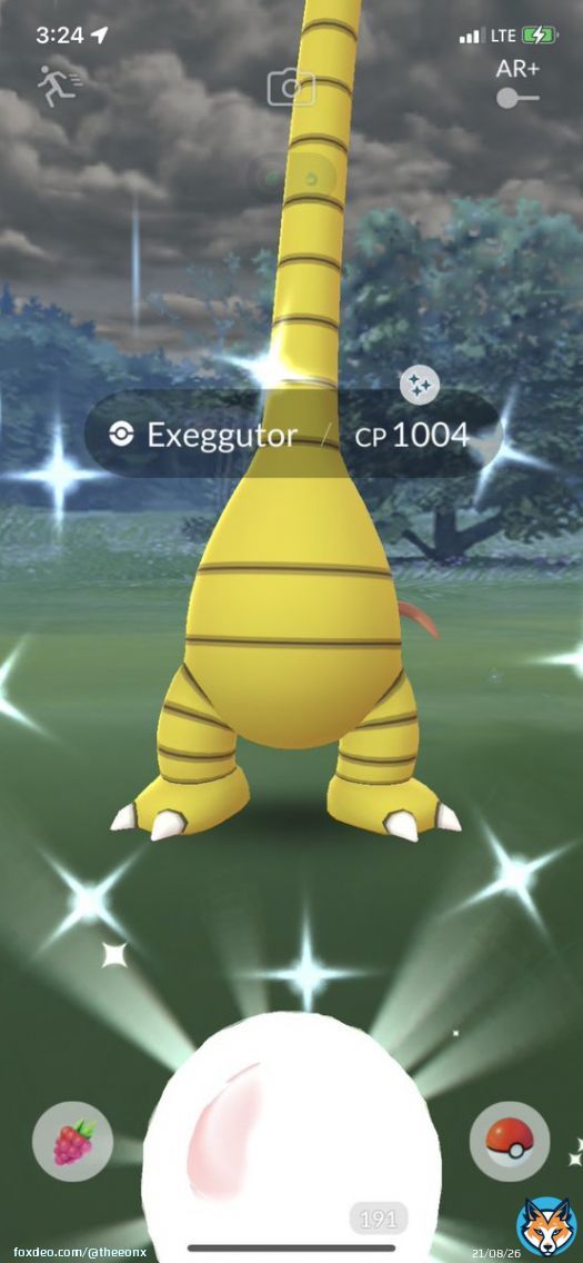 Golden long neck  \u2728 \ud83e\udd70 #Pokemon #ShinyCheck #ShinyPokemon #Shiny #PokemonGO