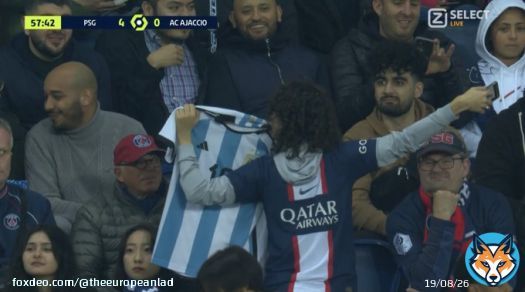 - One PSG fan is showing the people around him who won the World Cup vs France.