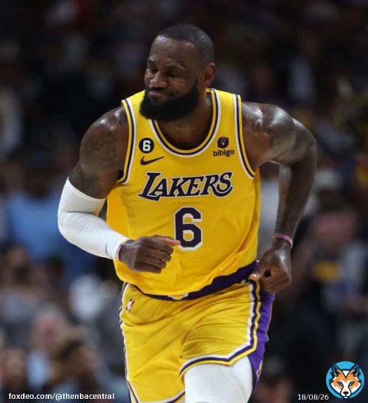 LeBron James is shooting 0% from 3 in the WCF