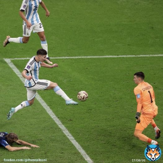 Juli&aacute;n: no se me da el gol  Messi: hace de cuenta que jugas contra patronato Julian alvarez: