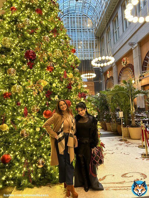 I took the day off today with @JoannaAngel and it was magical. We shopped, we ate, we drank, we laughed! These are the days that matter