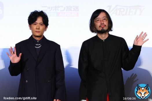 \u25e4イベントレポート\u25e2 『窓辺にて』ワールドプレミア  今泉力哉監督「現場で芝居を見ていて稲垣さんの人生も役にのっかっている感じがしました」  稲垣吾郎「本当に僕の素というか　心の中を見透かされているようで不思議だった」  全文はHPで   #TIFFJP