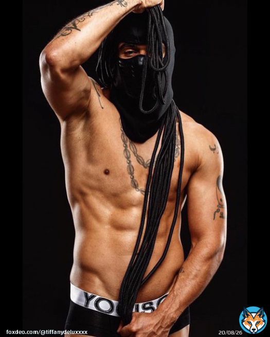 My move for 2023 is letting my Poly, Kinky, Queer Freak Flag Fly at FULL mast!!!! Fuck with me