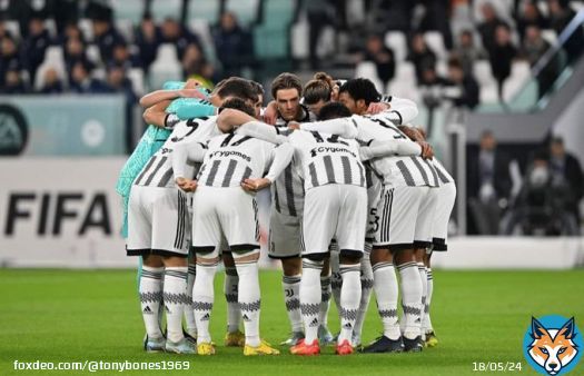 #FinoAllaFine #Juventus  You'll Never Walk Alone