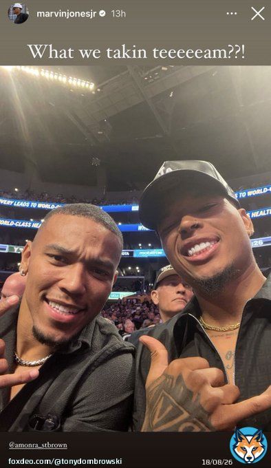 Amon-Ra St. Brown and Marvin Jones Jr. at the Warriors/Lakers game last night  @amonra_stbrown @MarvinJonesJr   #OnePride