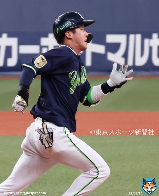 【プロ野球】2022年10月25日　 #日本シリーズ  オリックスXヤクルト  #山田哲人 #村上宗隆    #ヤクルトスワローズ #スワローズ #swallows #東スポ