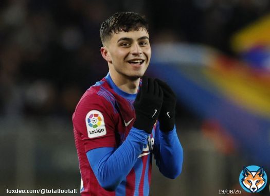WHAT A GOAL! Barcelona win 1-0 against Sevilla and guess who was the difference maker! It had to be the next generational talent. Pedri scores a stunner against Sevilla. This guy has some serious potential. Just Brilliant!  #FCBarcelona #FCBSEV #Pedr