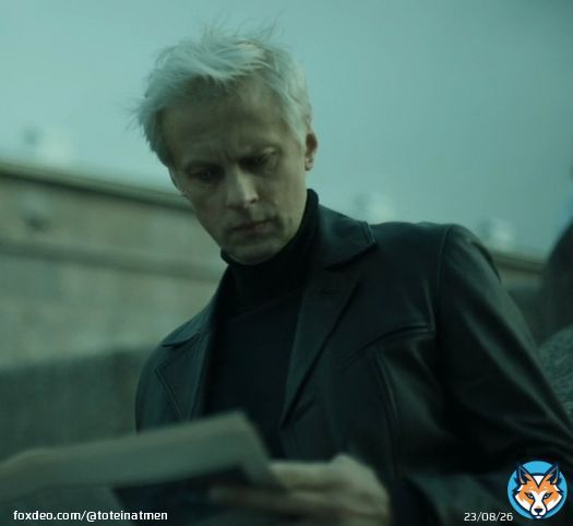 Хочу dark!Азирафеля как этот чувак Блин, они буквально братья из диснеевских сериалов 00х #Благиезнамения #ФандоринАзазель