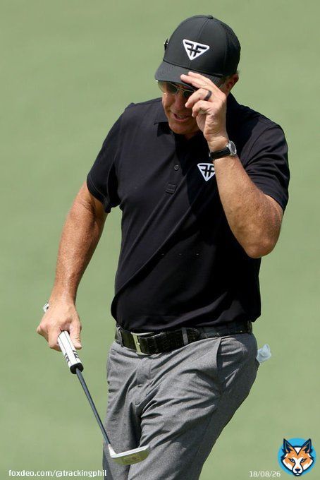 -1, 71 for the 52 year old Phil Mickelson in the opening round of #TheMasters   Good enough for a T-24 currently.