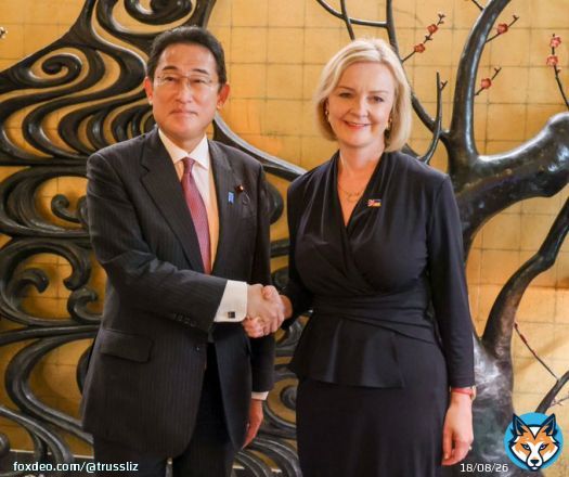 Today I reiterated British commitment to Japan and the Indo-Pacific region in the face of authoritarianism.  I will work with Prime Minister @kishida230 to further grow  ties, including through UK membership of the Trans-Pacific Partnership.