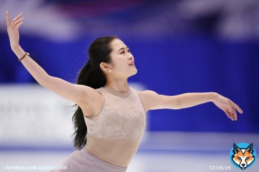 [フィギュアスケート NHK杯] 男子SPを前に行われた開会式には宮原知子さんと田中刑事さんが登場。フラッグスケーターも務めて会場を盛り上げました（若杉）  \u25bdNHKフィギュア写真特集は   #宮原知子 #田中刑事 #SatokoMiyahara #KeijiTanaka #NHK杯フィギュア