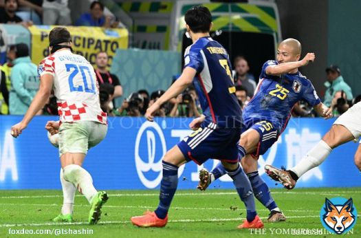 【日本対クロアチア】前半、前田選手の先制ゴールシーンの写真はこちら。後半も目が離せません！（里見研撮影）　