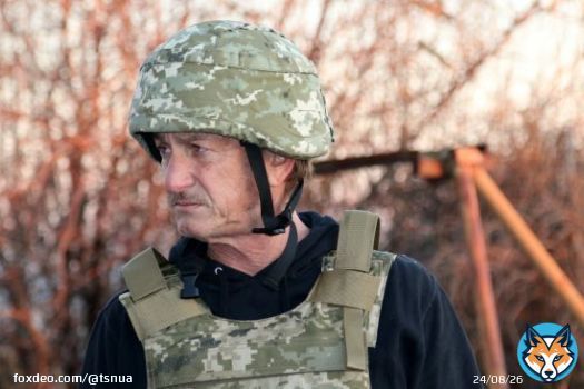 Зірка Голлівуду Шон Пенн знімає документальний фільм про війну в Україні  #новини #ТСН