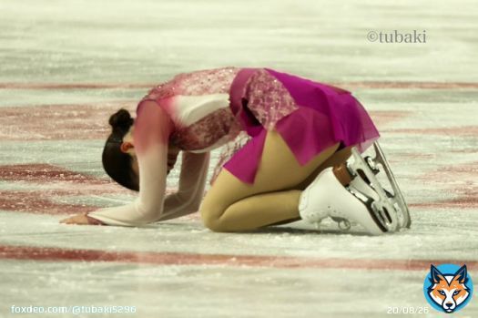 倫果ちゃんのお写真もたくさん、たくさん撮影したのでまた後日投稿致します。 サインをされている間、お話しさせていただき嬉しかったです。 本当に素晴らしい演技でした。 優勝おめでとうございます。 #RinkaWatanabe #渡辺倫果 #SkateCanada #SCI22  #スケートカナダ #スケカナ