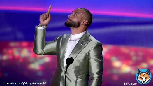 This man loved his mama. Congrats. @dak #CowboysNation #NFLTwitter, #NFLHonors  'Love you, Mama:' Dak Prescott honors his 'why' in Walter Payton Man of the Year speech