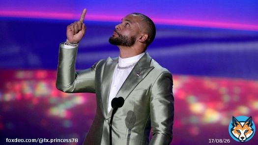 This man loved his mama. Congrats. @dak #CowboysNation #NFLTwitter, #NFLHonors  'Love you, Mama:' Dak Prescott honors his 'why' in Walter Payton Man of the Year speech