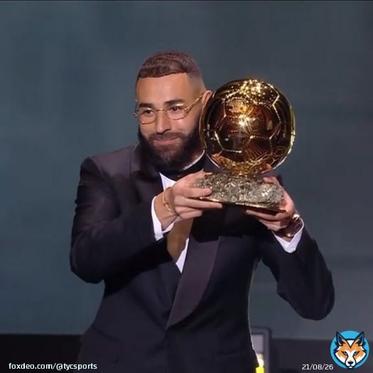 &iexcl;BENZEM&Aacute; GAN&Oacute; EL BAL&Oacute;N DE ORO 2022 Y AS&Iacute; LEVANT&Oacute; SU TROFEO!