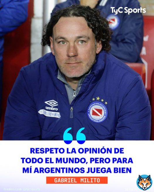 LA RESPUESTA DE MILITO AL DICHO DE RIQUELME DE QUE 'NADIE JUEGA BIEN'    'Preparamos el equipo para jugar a que la pelota nos una. Respeto la opini&oacute;n de todo el mundo, para m&iacute; Argentinos juega bien. Seguro que hoy lo vio y le gust&oacutcute; porque es un amante del buen juego&rdquo;.