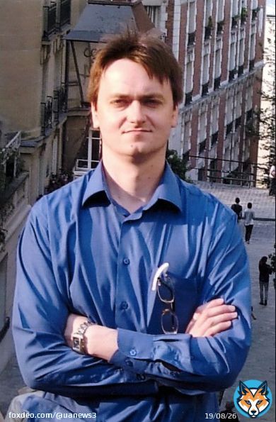 Олег Ковалишин (1978 - 2014) батальон 'Донбас'. Програміст, аналітик, автор статей української Вікіпедії під ніком Raider. Учасник Євромайдану. Загинув 23 травня 2014 у бою в Карлівка - важко поранений, відмовився здаватися, розстріляний з гранатомететів російськими окупантами.
