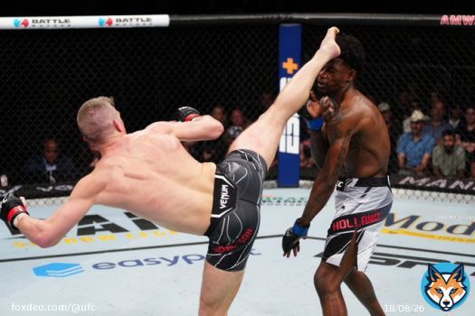 KEVIN HOLLAND IS EATING EVERYTHING  #UFCOrlando