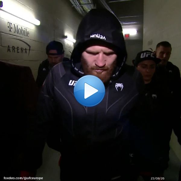 BASED JAN WALKING OUT TO THE SKYRIM THEME???????? &nbsp;#UFC282