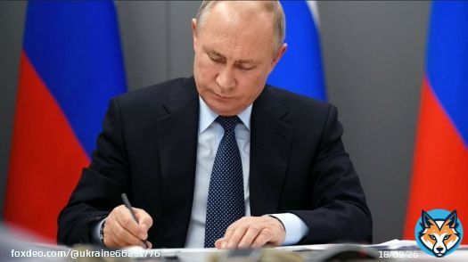 #Breaking  Putin signs decree crashing US banks starting with  Silicon Valley Bank and First Republic Bank  #SVBCollapse #BankRunBiden