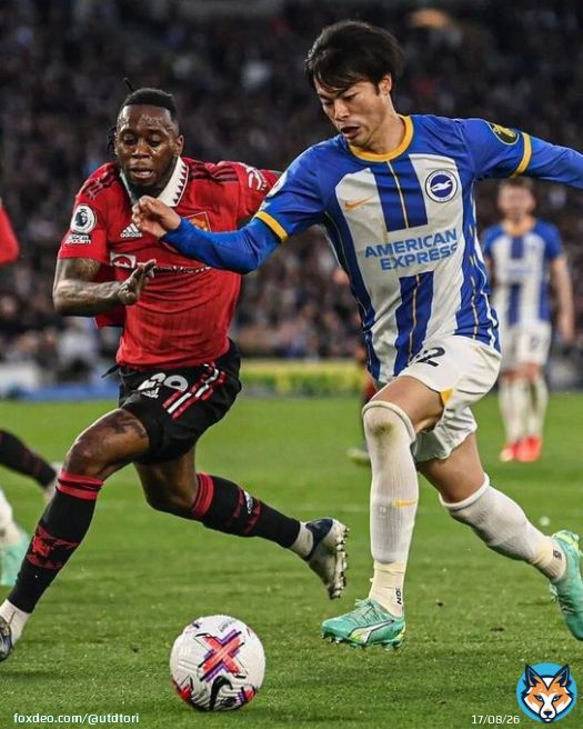I just finish watch Arsenal vs Brighton replay - Wetin Ben White see for Mitoma hand today ehn   We need to re congratulate Wan Bissaka again.  #UnitedTori #MUFC