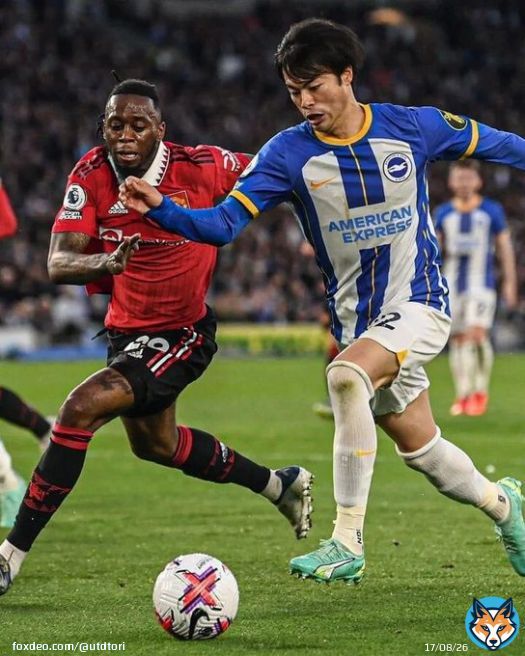 I just finish watch Arsenal vs Brighton replay - Wetin Ben White see for Mitoma hand today ehn   We need to re congratulate Wan Bissaka again.  #UnitedTori #MUFC