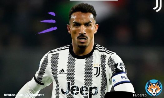 Жереми Бога протащил мяч к штрафной соперника, где упал после минимального контакта с защитником. Главный арбитр Ливио Маринелли находился рядом и уверенно показал, что никакого фола  #ЮвентусАталанта #Ювентус #футбол #JuveAtalanta #juventus Анхель Ди Мария