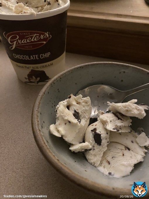 Celebrating Joe Burrows stellar performance with a little Cincy in my bowl. @graeters  #WhoDey