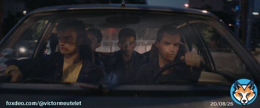 Dans le Paris de 1980, un groupe de jeunes de banlieue voit son quotidien basculer lorsqu’un de leurs amis est agressé par une bande de skinheads. Les tensions montent et la violence entre les groupes s’intensifie. Le film LES RASCALS, c’est dispo.