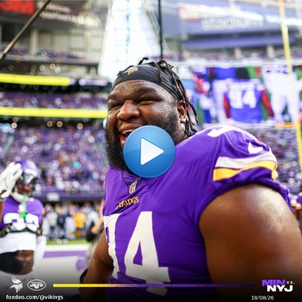 Happy to have @DalvinTomlinson back!