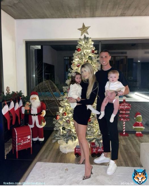 LEO&lsquo;S 1st CHRISTMAS  #MerryChristmas #FelizNatal  #&Kappa;&alpha;&lambda;ά&Chi;&rho;&iota;&sigma;&tau;&omicron;ύ&gamma;&epsilon;&nu;&nu;&alpha;