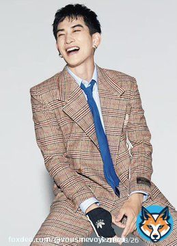 INTERESTING    Men with Silver Hoop Earrings Thanks to Gucci #町田啓太 & Fendi #佐野勇斗