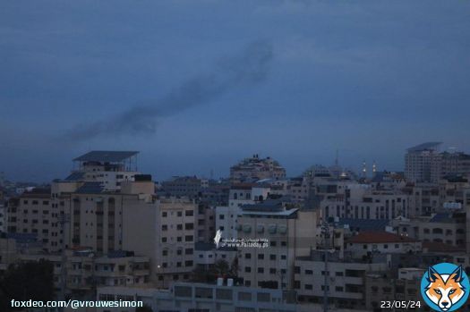 Israeli occupation forces bombed on Thursday dawn several areas in Gaza city.#FreePalestine  #Palestine  #فلسطين #فلسطين_قضية_الشرفاء  #IsraeliCrimes  #IsraeliApartheid  #IsraeliTerrorism