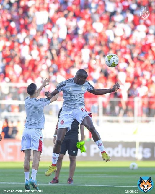 The final stretch, every move counts.   #DimaWydad #CAFCLFINAL