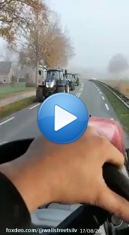 The Dutch farmers are out in force today protesting the governments plan to nationalize and close down 3,000 farms to aid &ldquo;climate change&rdquo;&hellip;  sound ...