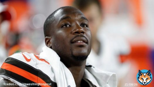 Former NFL player Chris Smith died at the age of 31, his agent and several teams confirmed Tuesday. The defensive end, a fifth-round draft pick in 2014 by the Jacksonville Jaguars, played for five NFL teams over eight years.