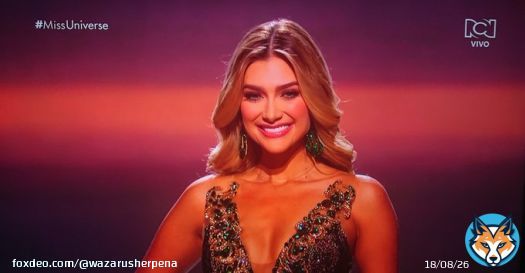 Qu&eacute; hermosaaaa es Mafe y ese vestido divinoooo  #MissUniverse #MissUniverse2022 #MissColombia