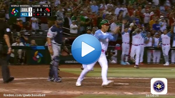 Alexis Wilson puts Team Mexico back on top! #WorldBaseballClassic  (MLB x @EstrellaJalisco)
