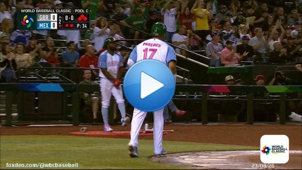 Team Mexico strikes first in Phoenix! #WorldBaseballClassic  (MLB x @EstrellaJalisco)