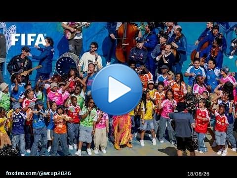 Spectacle de la mi-temps Topps de la finale de la Coupe du Monde de la FIFA 2026\u2122
