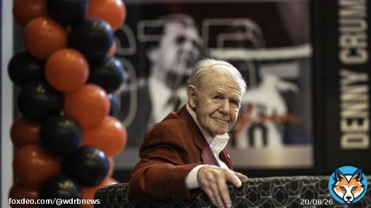 Denny Crum, Louisville's legendary Hall of Fame coach, dies at 86  @GoCards&nbsp;@uofl&nbsp;@LouisvilleMBB