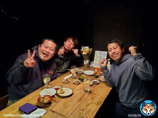 これはいつもの飲み会の撮影だったのに、ともしげさんがずっとカメラ目線で話してたからカットか。 #M1アナザーストーリー