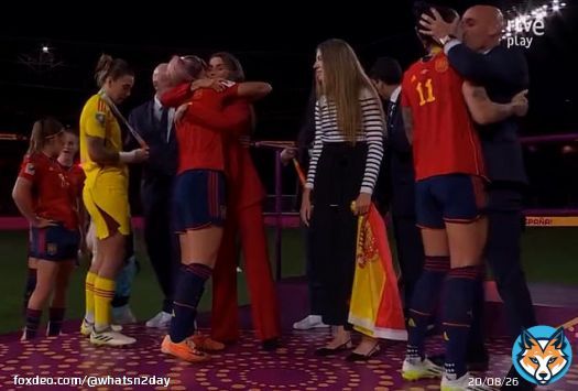 Moment president of Spanish FA kisses player on the MOUTH during trophy presentation after Spain&rsquo;s 1-0 win against England in World Cup final #Cup #dailymail