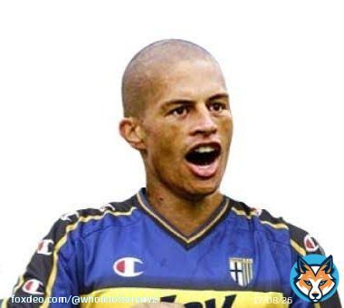 um dos maiores crimes da hist&oacute;ria do futebol, g&ecirc;nio absoluto.Quote